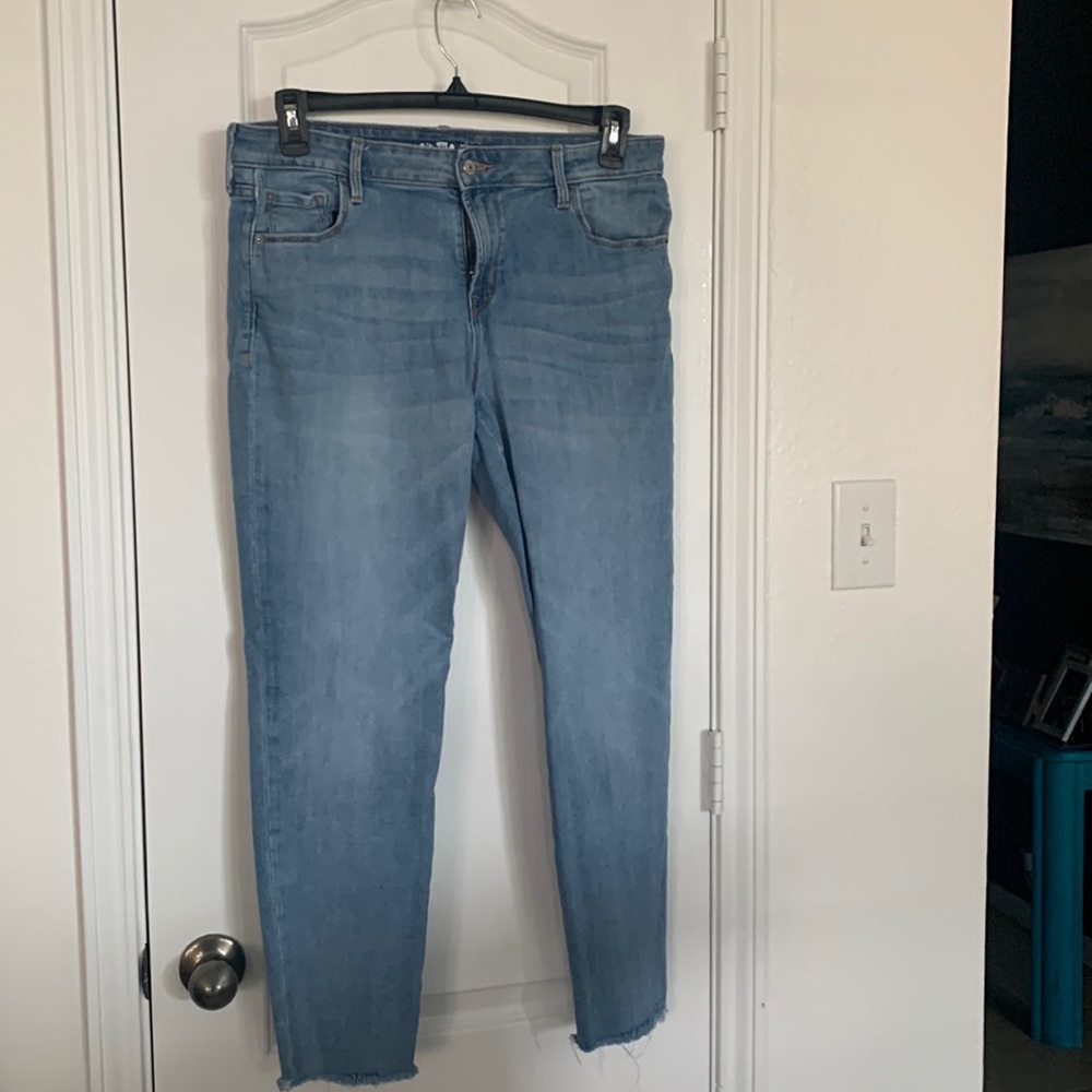 Old Navy Rockstar Size 14 Skinny Jeans